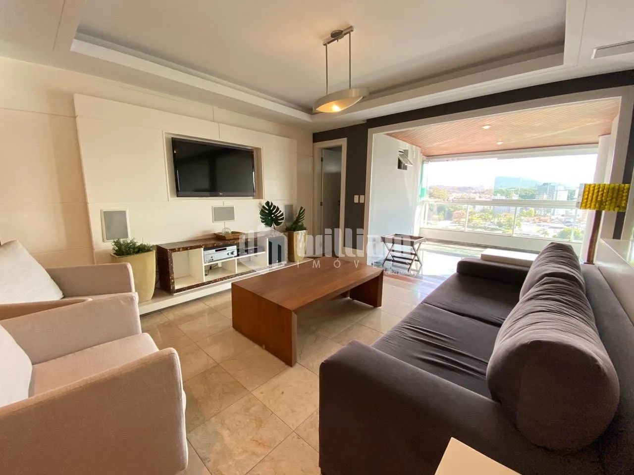 APARTAMENTO MOBILIADO NO CENTO DE BRUSQUE COM 3 SUÍTES - Foto 2