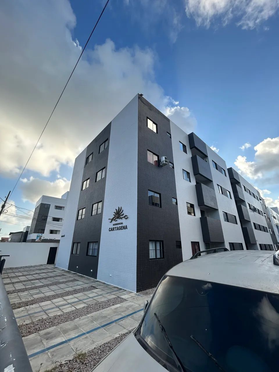 Alugo apartamento novo com 2 quartos 