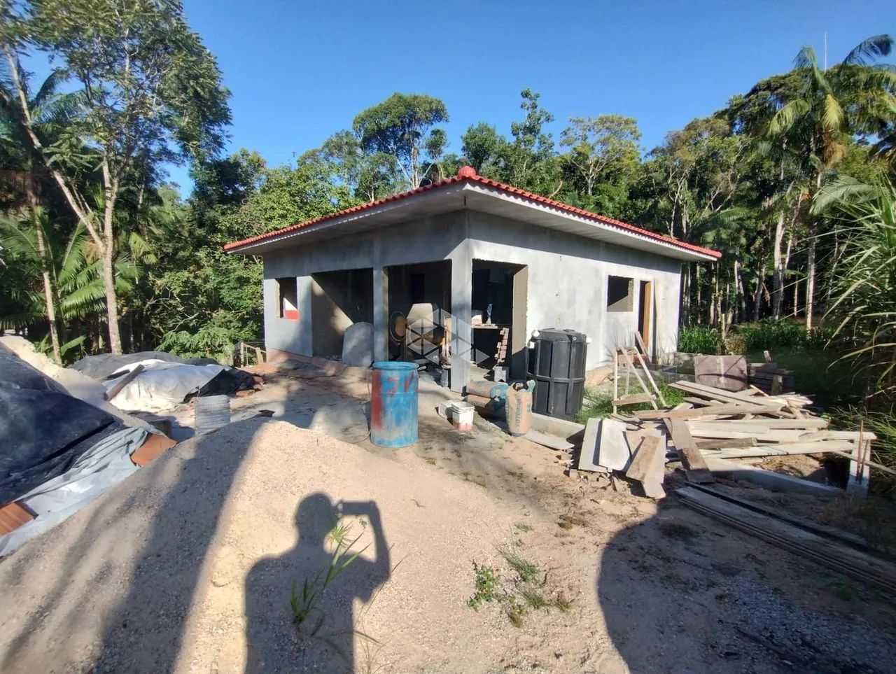 Sítio de 3.2 Hectares com 2 Casas e Abundância de Água em Biguaçu - Foto 4