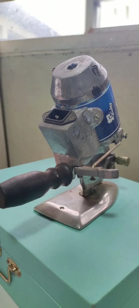 Máquina de Corte Circular para Tecido Liscort 3,5" - Excelente Estado - Foto 2