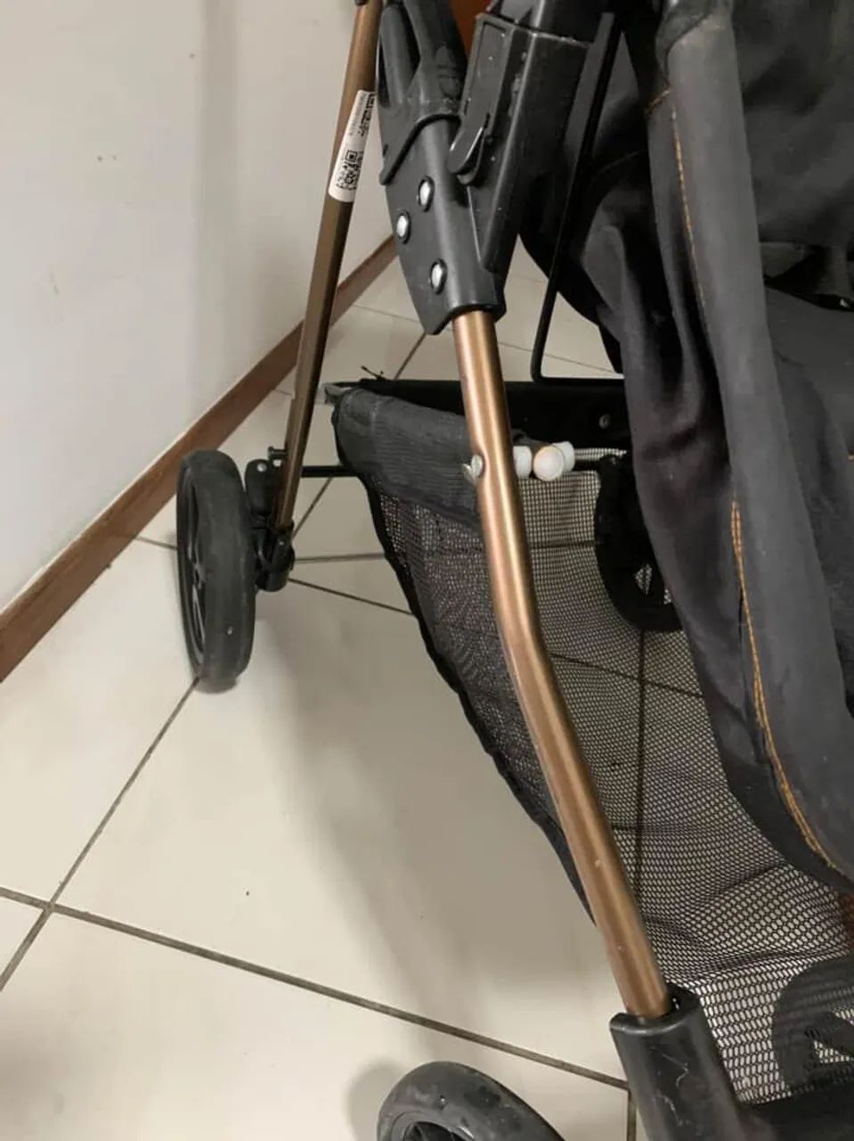 VENDO CARRINHO DE BEBE MOISES - Foto 4