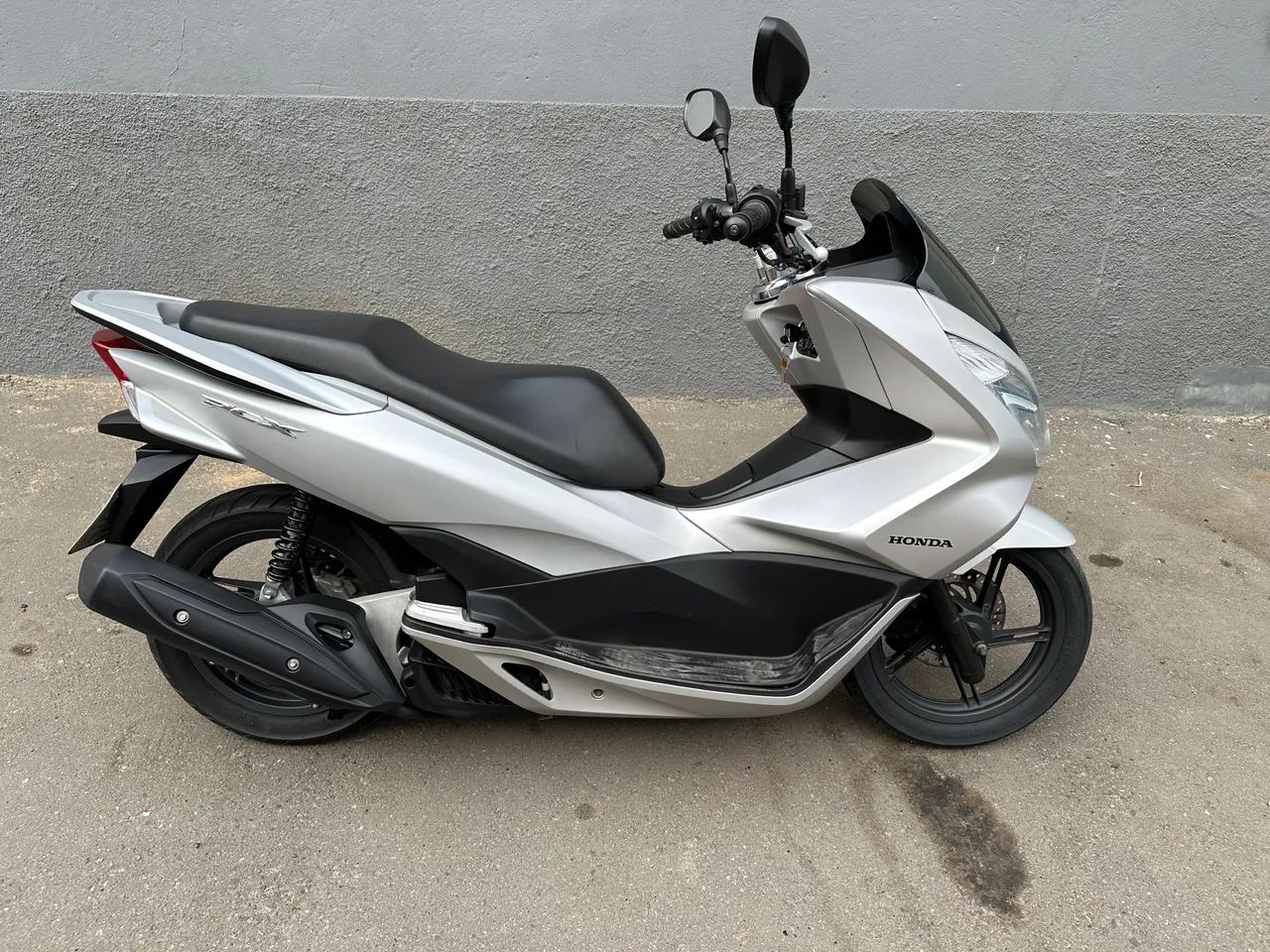 Honda PCX 2018 - Foto 2