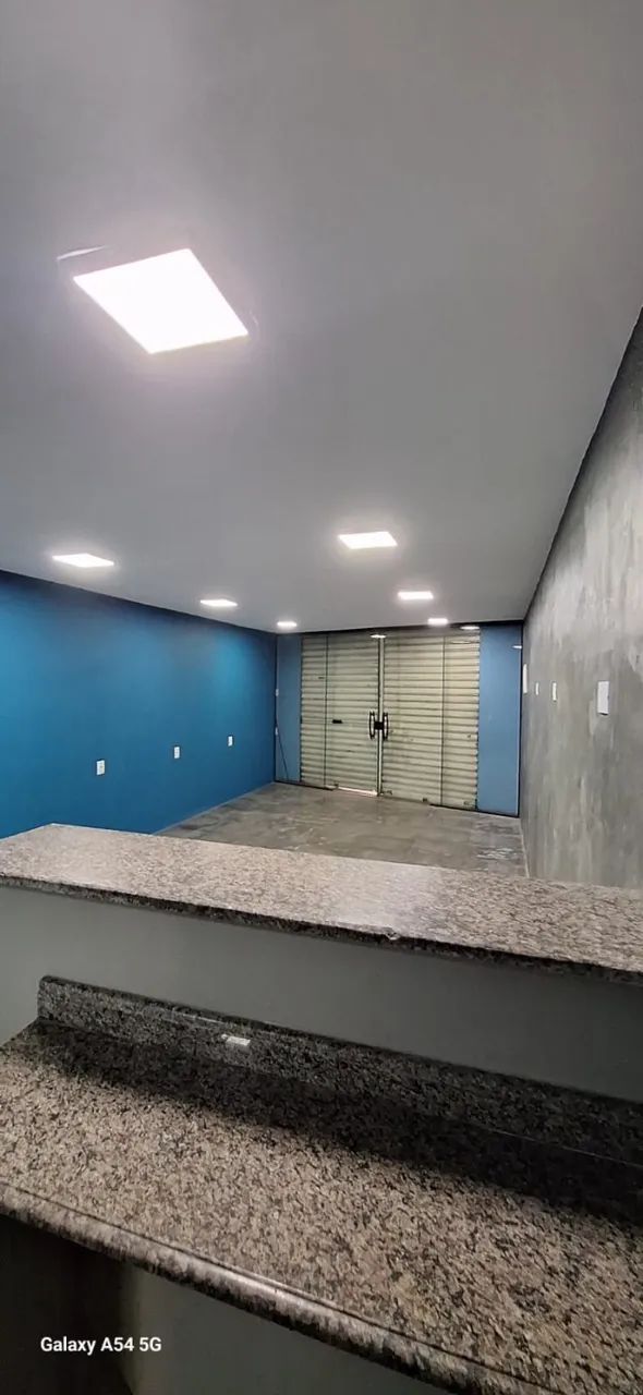 Ótima Oportunidade! Loja de 2 Andares no Retiro com Garagem
