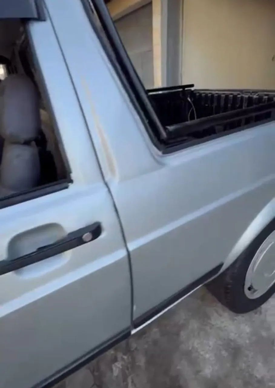 Volkswagen Saveiro CL 1.6 MI / CL/ C 1.6 (álcool) 1993