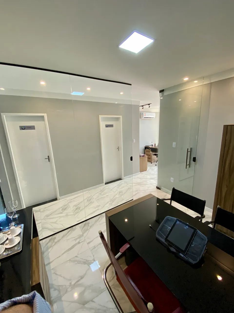 Alugo escritório mobiliado com 3 salas - Foto 3