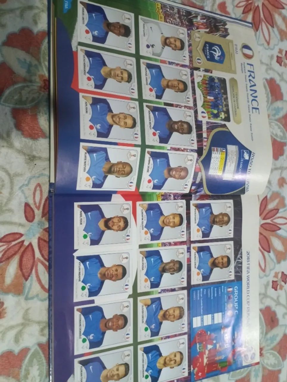 Revista da copa de 2018, capa dura em perfeito estado e álbum completo! - Foto 4