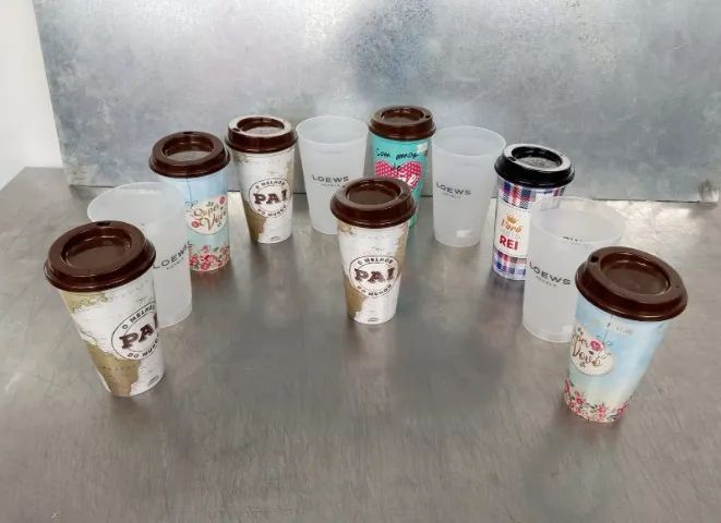 11 Copos Plásticos NOVOS