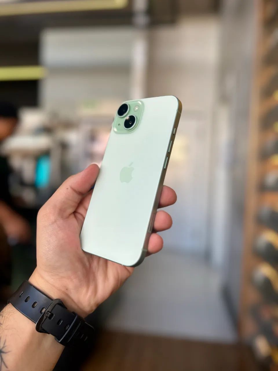 iPhone 15 128GB Verde  - Foto 5