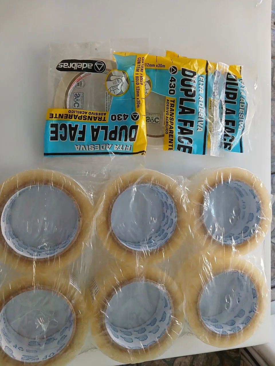 Fita durex e dupla face no precinho