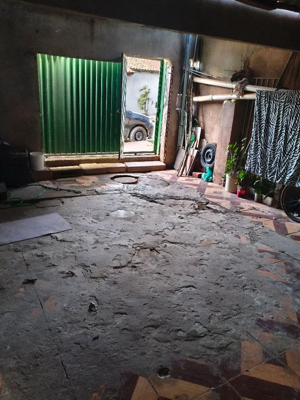 VENDO CASA COM 3 QUARTOS NO ITAPOÃ/DF  - Foto 2