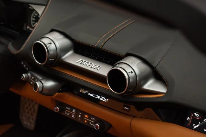 Ferrari 812 GTS 6.5 V12 800cv, foto 10 de 20