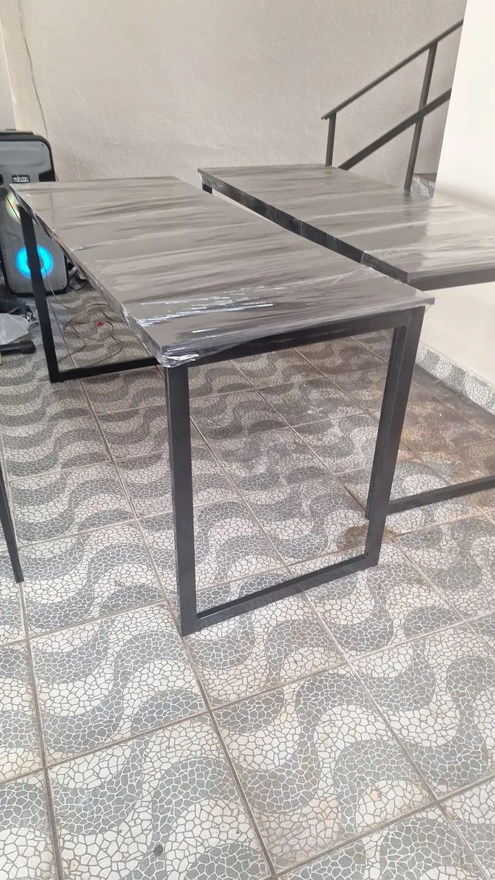 Mesa Mdf /Ferro novas - Foto 3