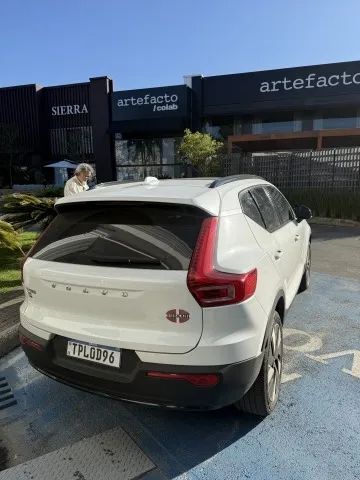 Volvo EX40 Plus P6 (elétrico) 2025 - Foto 3