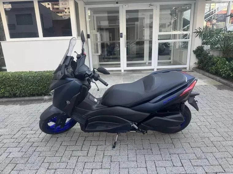 Xmax super nova