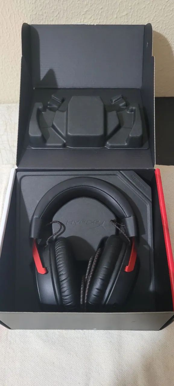 HyperX Cloud III - Novo (menos de 1 mês de uso) - Foto 3