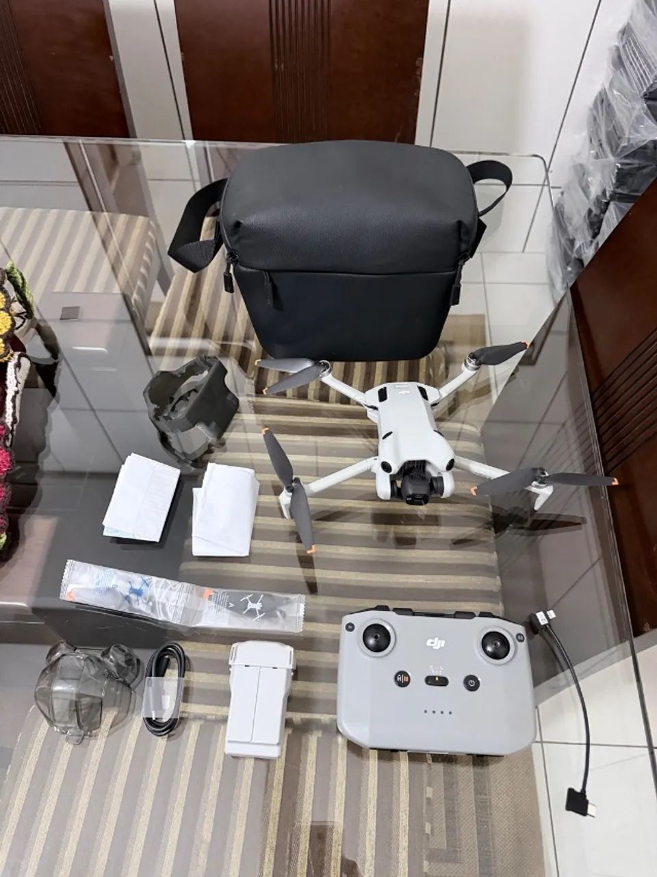 DRONE DJI MINI 4 PRO STANDARD- IMPECÁVEL 
