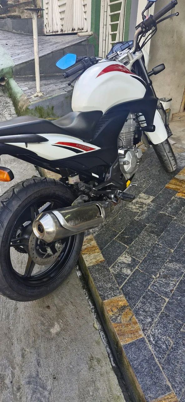 CB300 edição limitada  - Foto 2