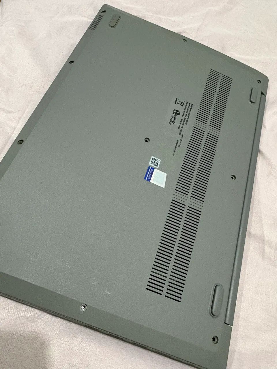 Vendo notebook LENOVO - Foto 3