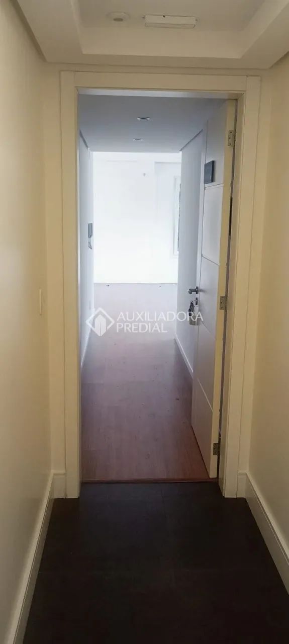 Sala térrea no Centro de Graramdo desocupada - Foto 4