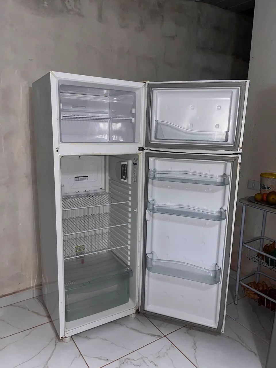 Geladeira Consul Defrost