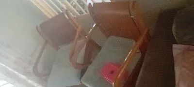 2 cadeiras estilo colonial. - Foto 3