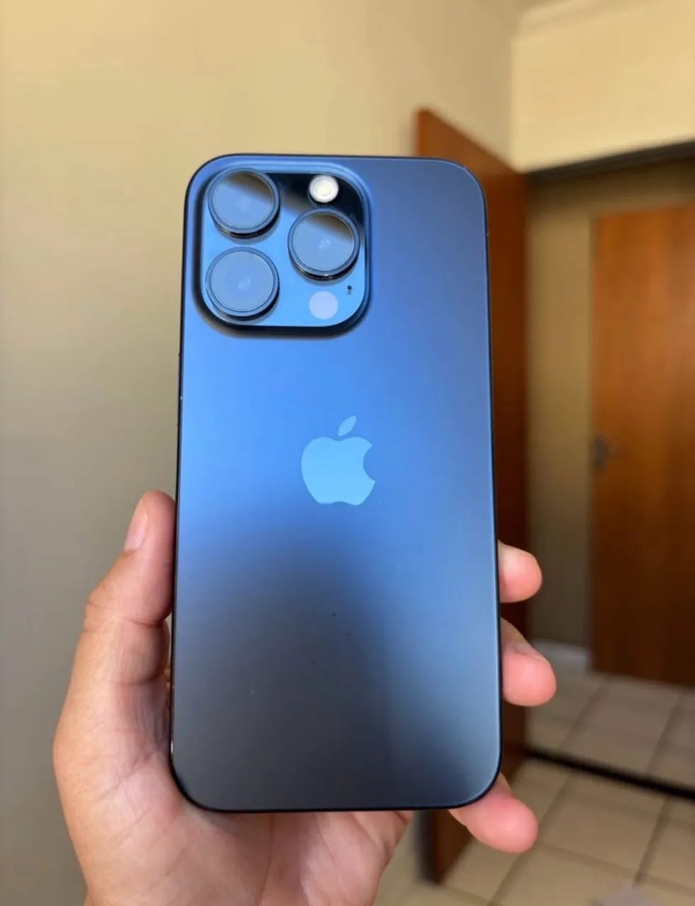 IPHONE 15 PRÓ SEMI NOVO  - Foto 2