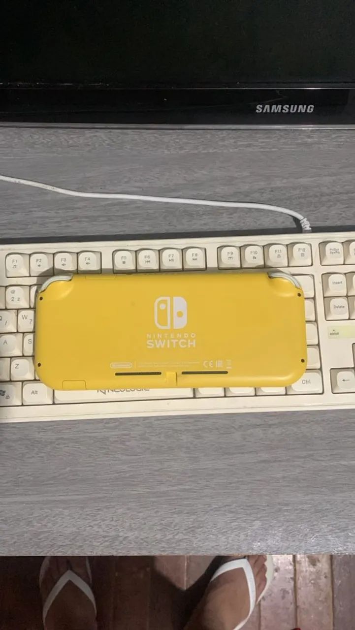 Nintendo Switch Lite - Foto 2