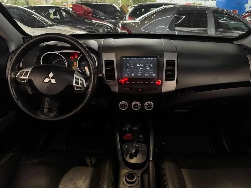 Mitsubishi Outlander 3.0/ GT 3.0 V6 Aut., foto 8 de 20