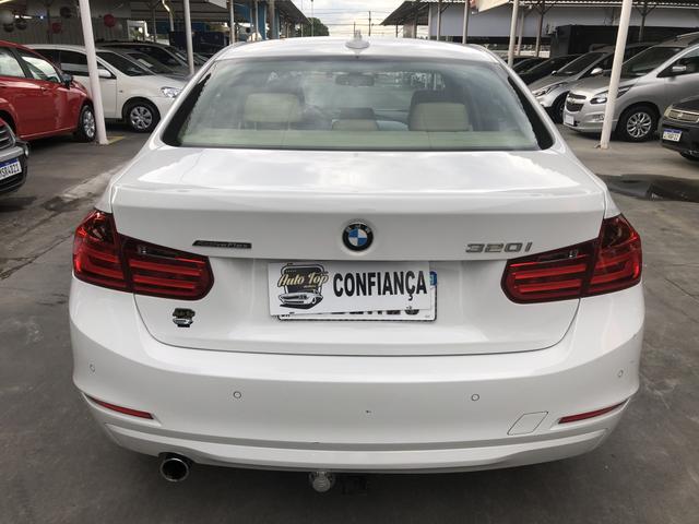 BMW 320i 2014 - Foto 3
