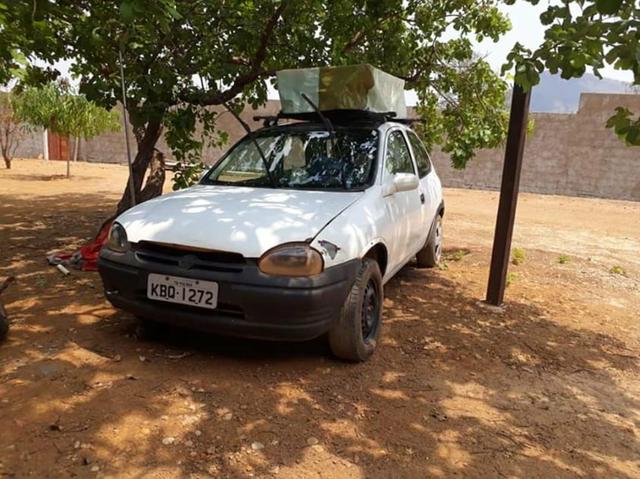 Vendo corsa ou troco por moto - Foto 2