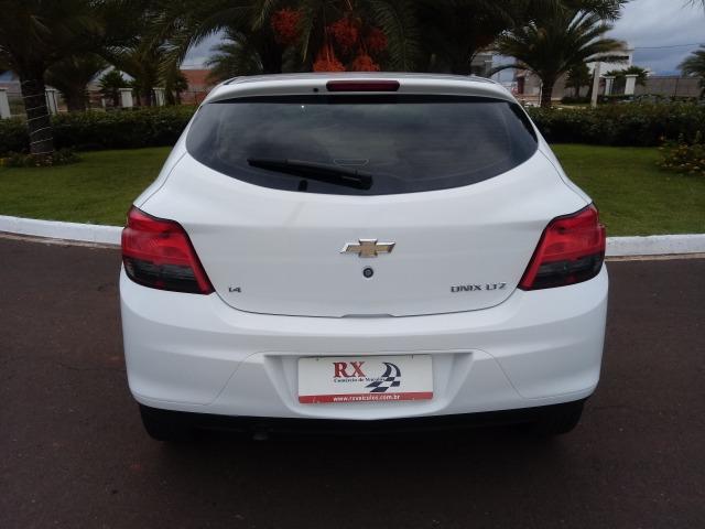 Chevrolet Onix LTZ 1.4 Manual Flex Branco 2015 - Foto 7