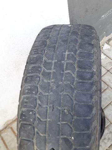 Roda Hilux