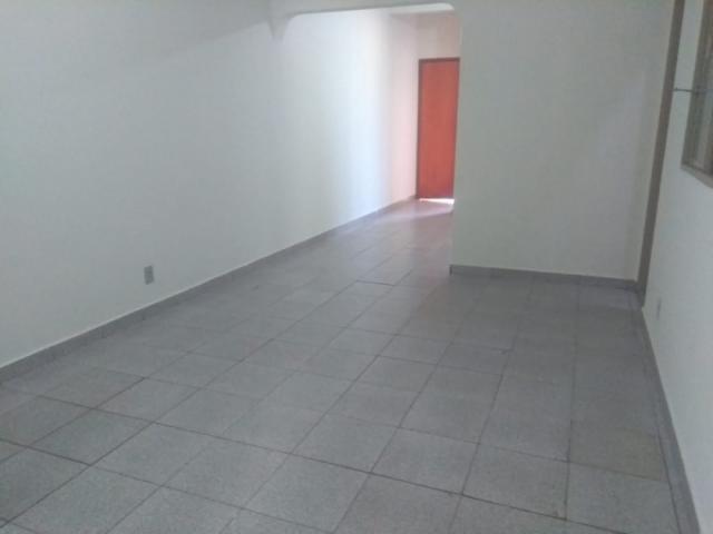 Apartamento para alugar com 3 dormitórios em Jardim planalto, Goiânia cod:2506 - Foto 9