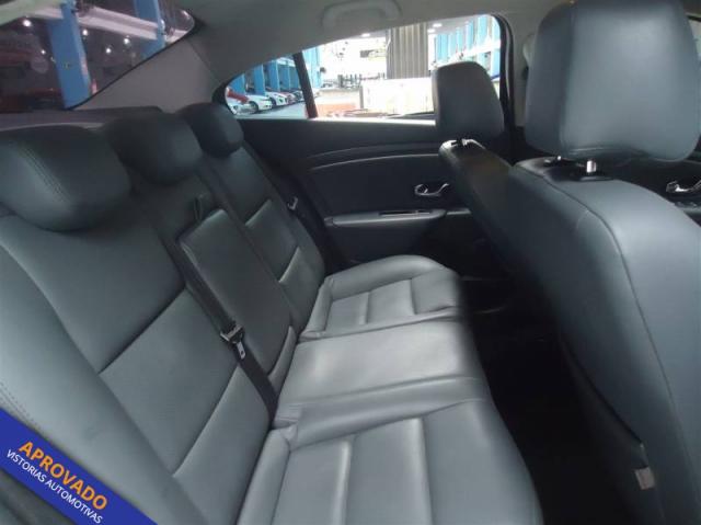 RENAULT FLUENCE DYNAMIQUE 2.0 4P FLEX MANUAL - Foto 8
