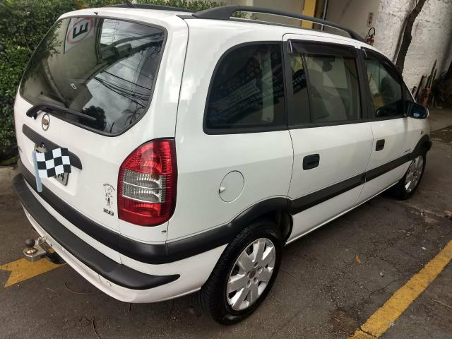 Zafira 2.0 Aut. 7 Lug. 2010 - Foto 2