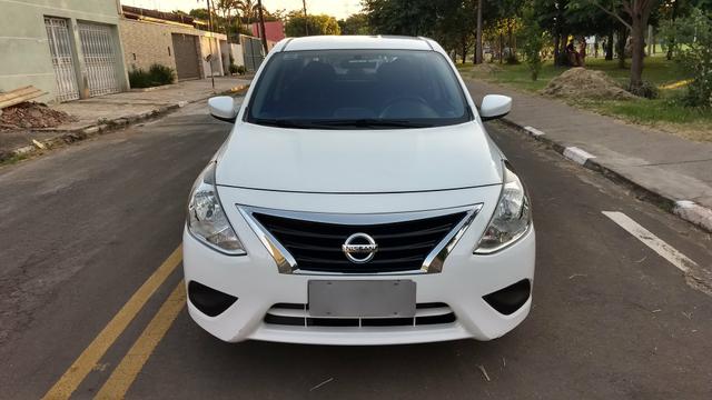 Nissan Versa 1.0 12V flex (todas revisões em concessionária) 2016 - Foto 2