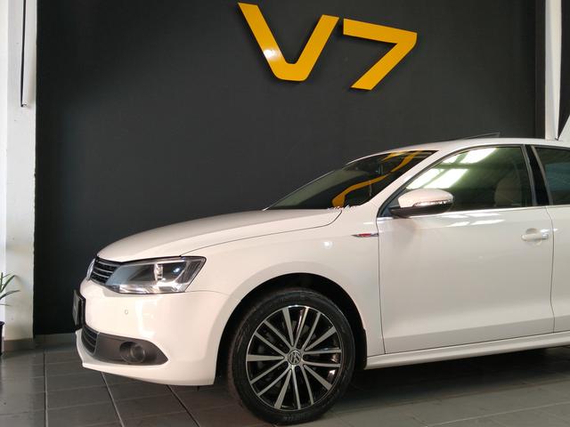 Vw Jetta TSI 2013 211cv Branco+Caramelo+Teto!! Entrada em 12 x no cartão de crédito!! - Foto 7
