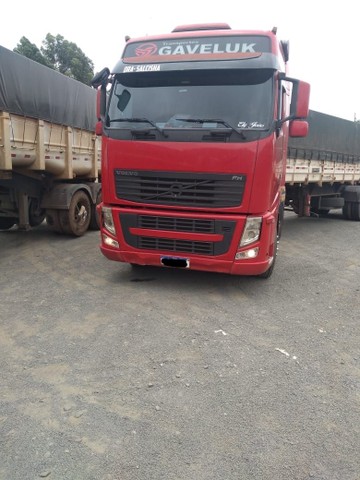 VOLVO FH 440 2010/11 + BICACAMBA LIBRELATO 2010/11