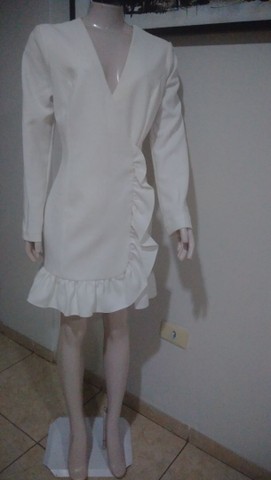 Lindo e elegante vestido @reginasalomao, Tam 38 off white, no melhor preço e novo