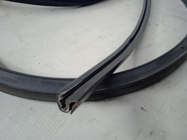 9811 Borracha Porta Traseira Direito Subaru Impreza 2008 A 2012 - Foto 3