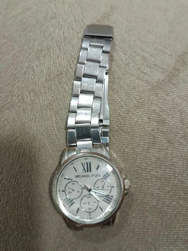 Relógio Michael Kors.