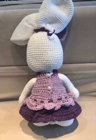 Coelha em crochê amigurumi NOVA - Foto 4