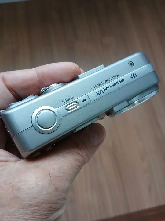 Câmera Digital Sony DSC-P92 - Foto 5