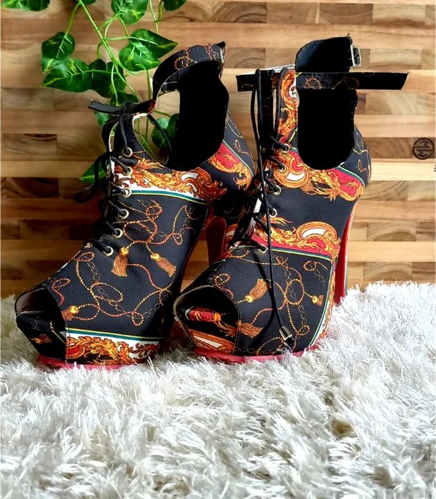 peep toe preto