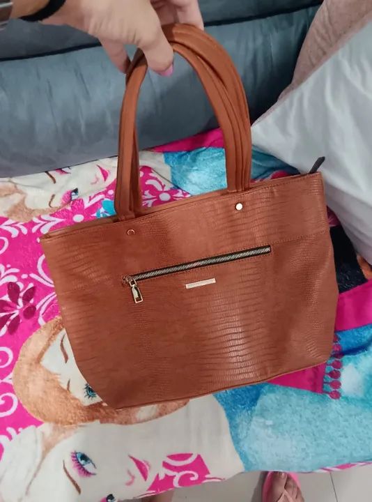 Bolsa de ombro marrom 