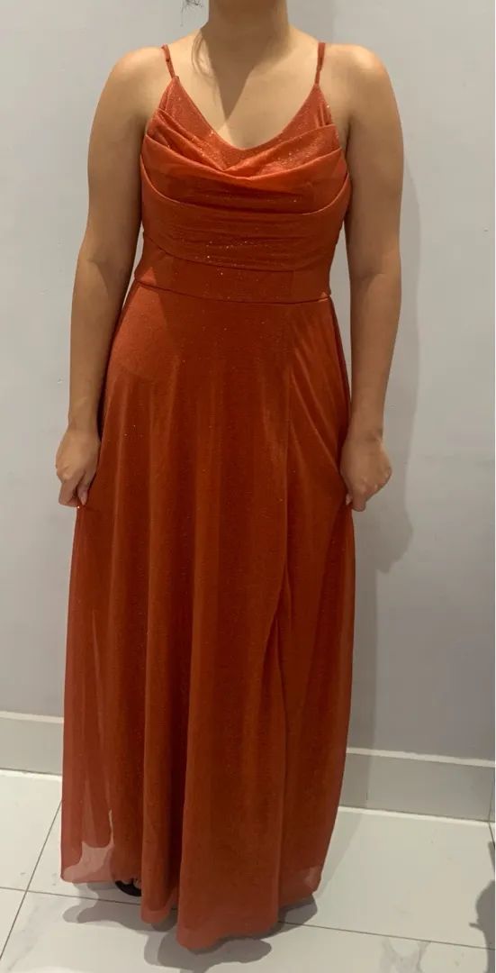 Vestido terracota de festa para madrinhas - Foto 4