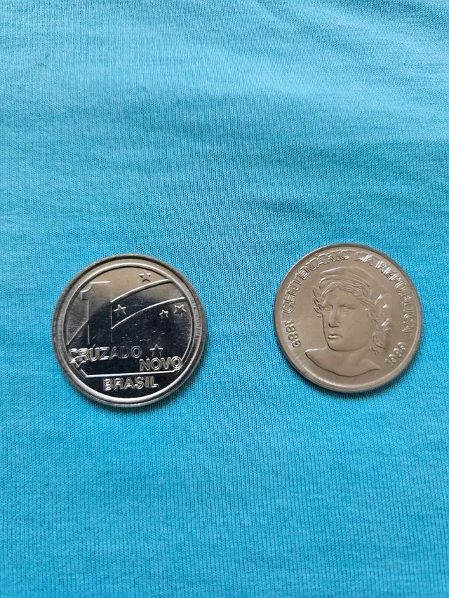 Moeda antiga 1 cruzado novo centenário da República 