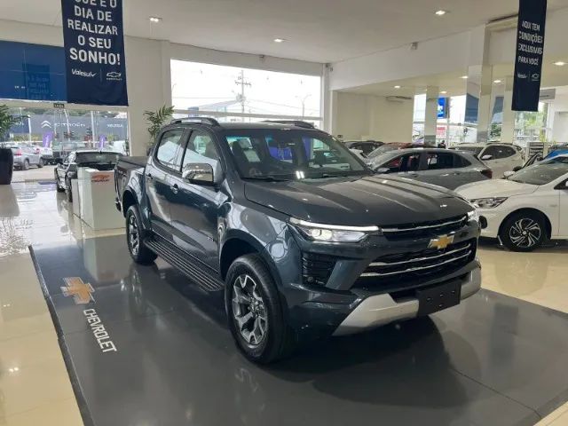 S10 LTZ 2025 0km Cinza Topázio, pronta entrega!