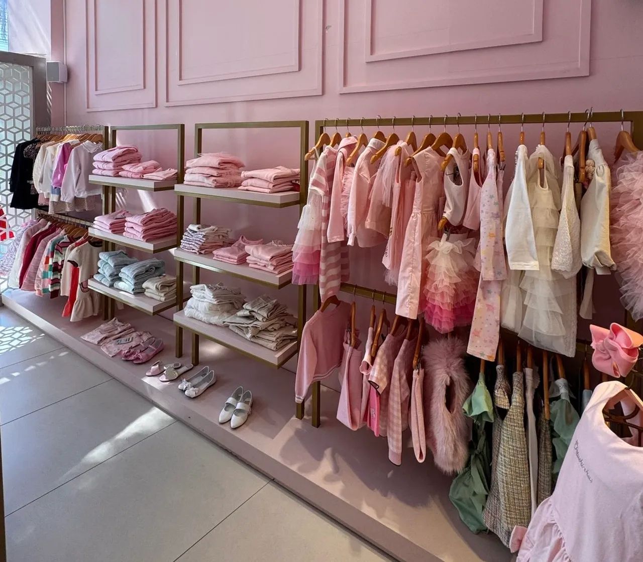 Golden Double Garment Racks with Pink Base – Boutique Clothing Store Furniture