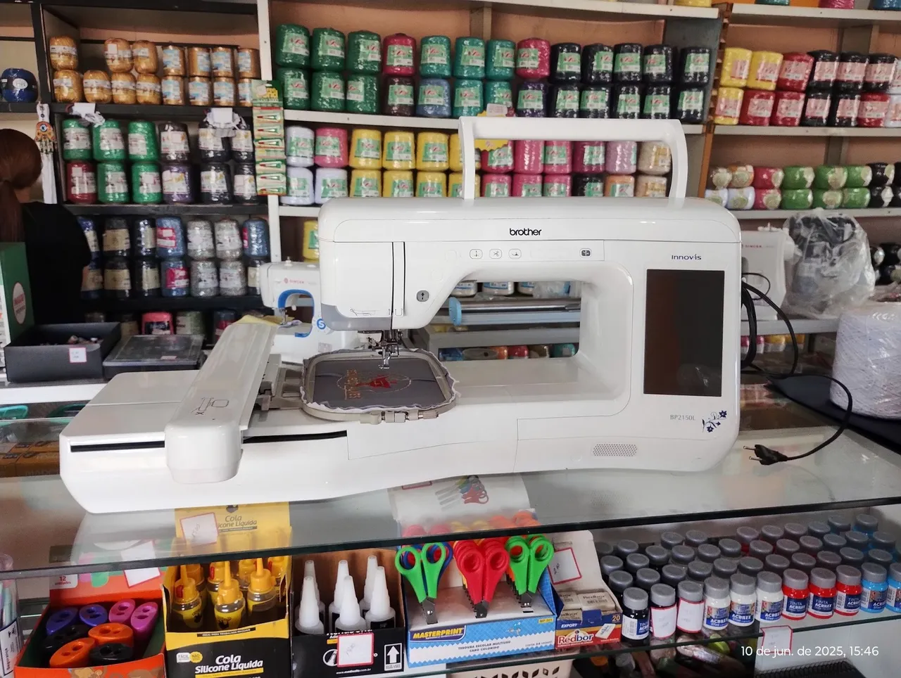 Máquina de bordado Brother Innovis BP2150L